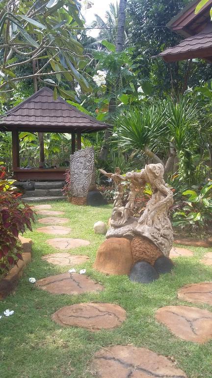 Khoo Villa Senggigi Exterior photo
