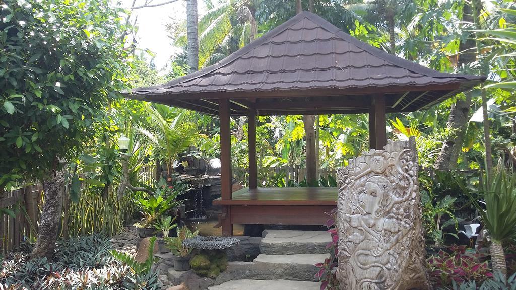 Khoo Villa Senggigi Exterior photo